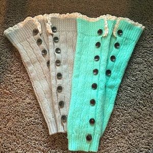 THREE BIRD NEST Boot Socks Leg Warmers. Wood Button & Lace Details. Gray Mint